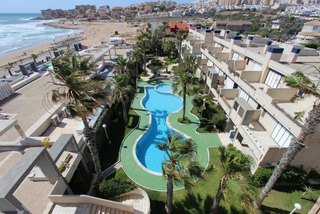 Breathtaking Apartment Torrevieja Exteriör bild